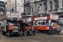 color-photos-england-1920s (1).jpg