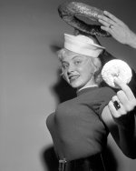 bizarre-vintage-beauty-pageants-8.jpg